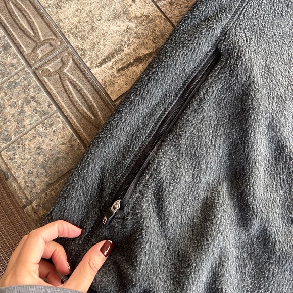 Women’s Cutter & Buck Fleece Jacket - Picture 6 of 13